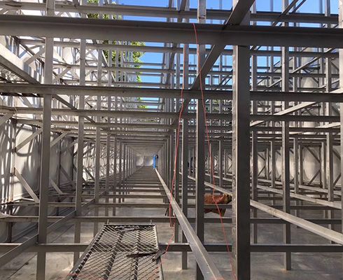 不銹鋼方形水箱在建筑設置在哪比較合理呢？